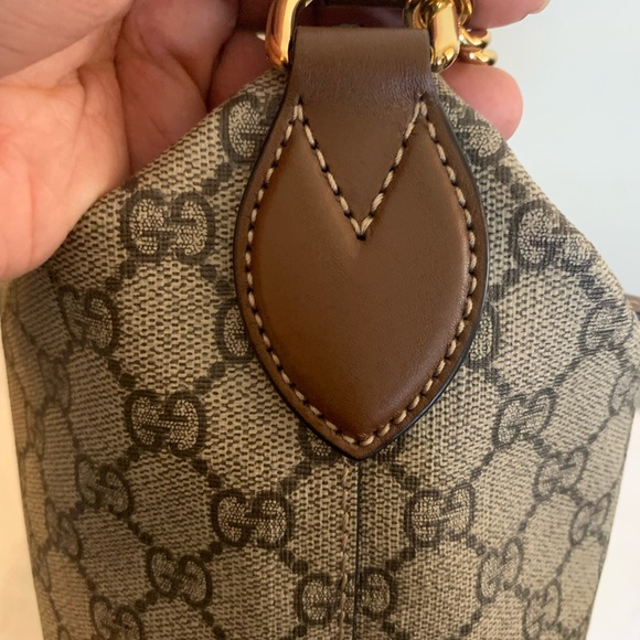 Gucci Supreme Canvas Hobo Bag Two Way Chain - Picture 6 of 16